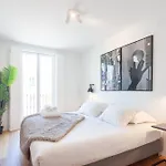 My Lx Flat Graca Lighting Design Apartment Lissabon