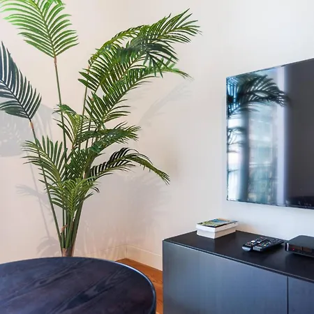 My Lx Flat Graca Lighting Design * Лісабон